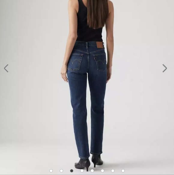 Levi's 501 Original Jeans - Picture 4 of 9